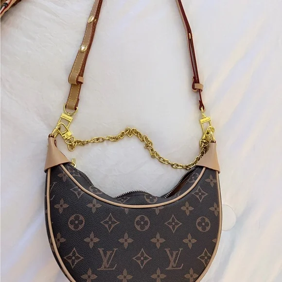 Louis Vuitton Monogram Crescent Shoulder Bag with Gold Hardware - Picture 2 of 4